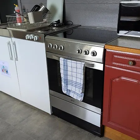 Apartman 50 M2 Cozy With Kitchen Harstad